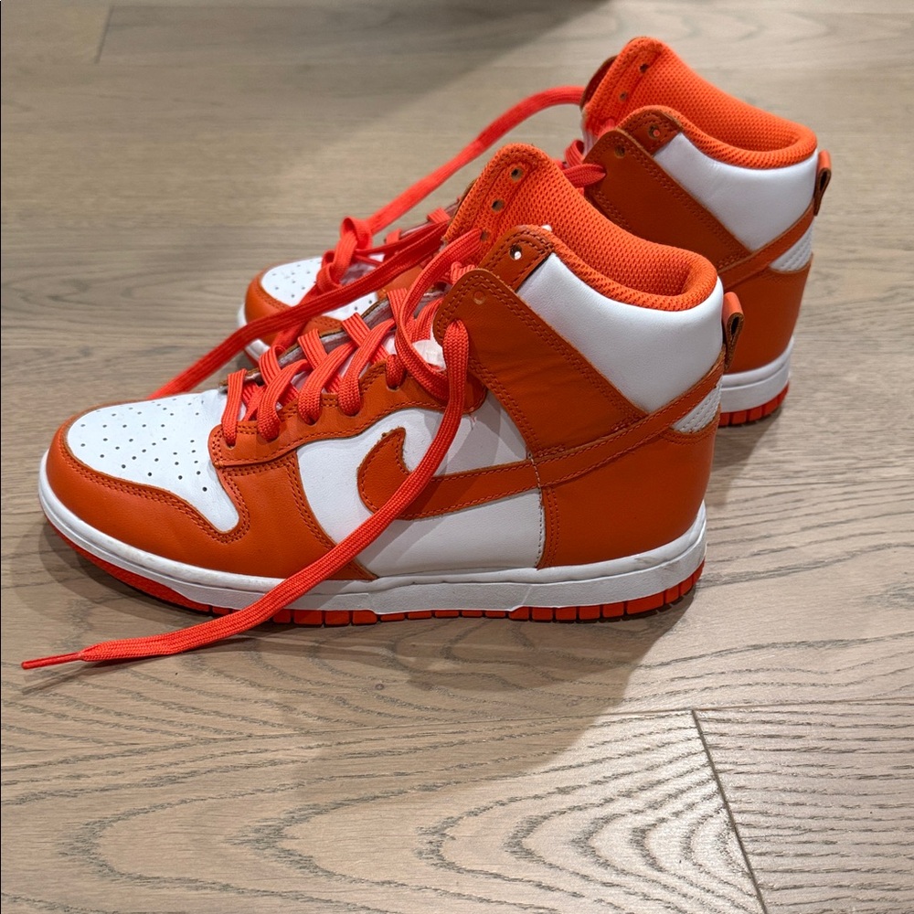 Womens Nike, Size 7, Orange and White High-Top Sneakers
